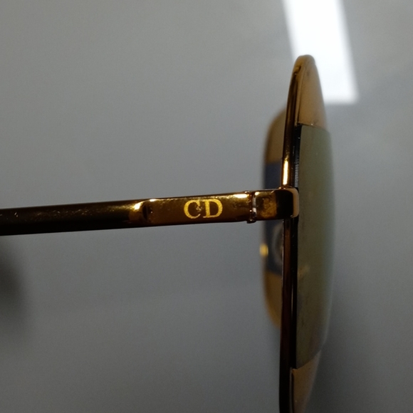 Christian Dior Sunglasses - Picture 2 of 4
